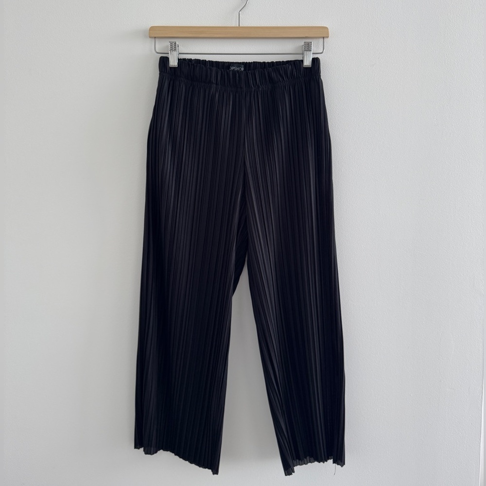 Topshop pleated crop pants